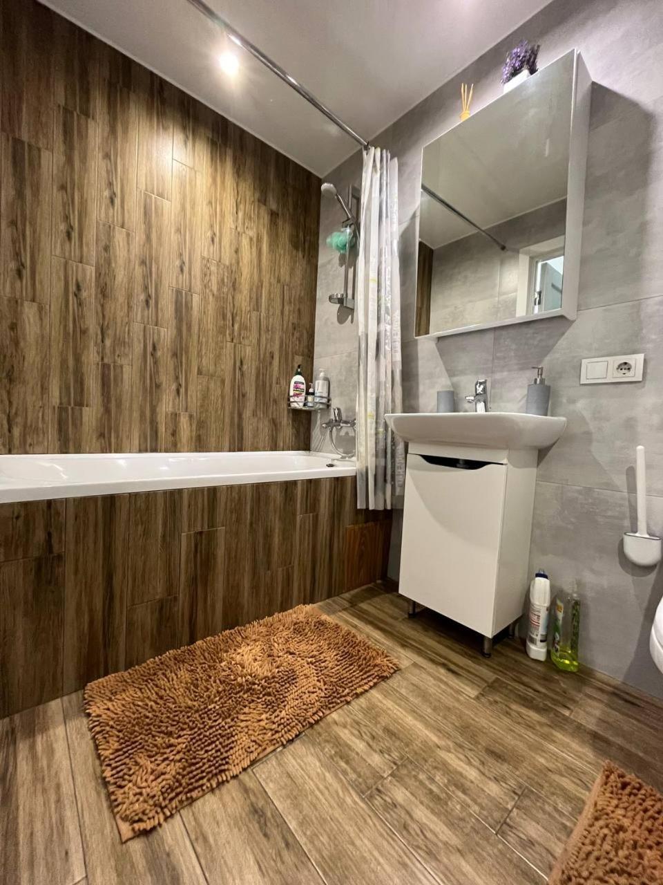 Studio Apartment Center Kremenchuk Ngoại thất bức ảnh