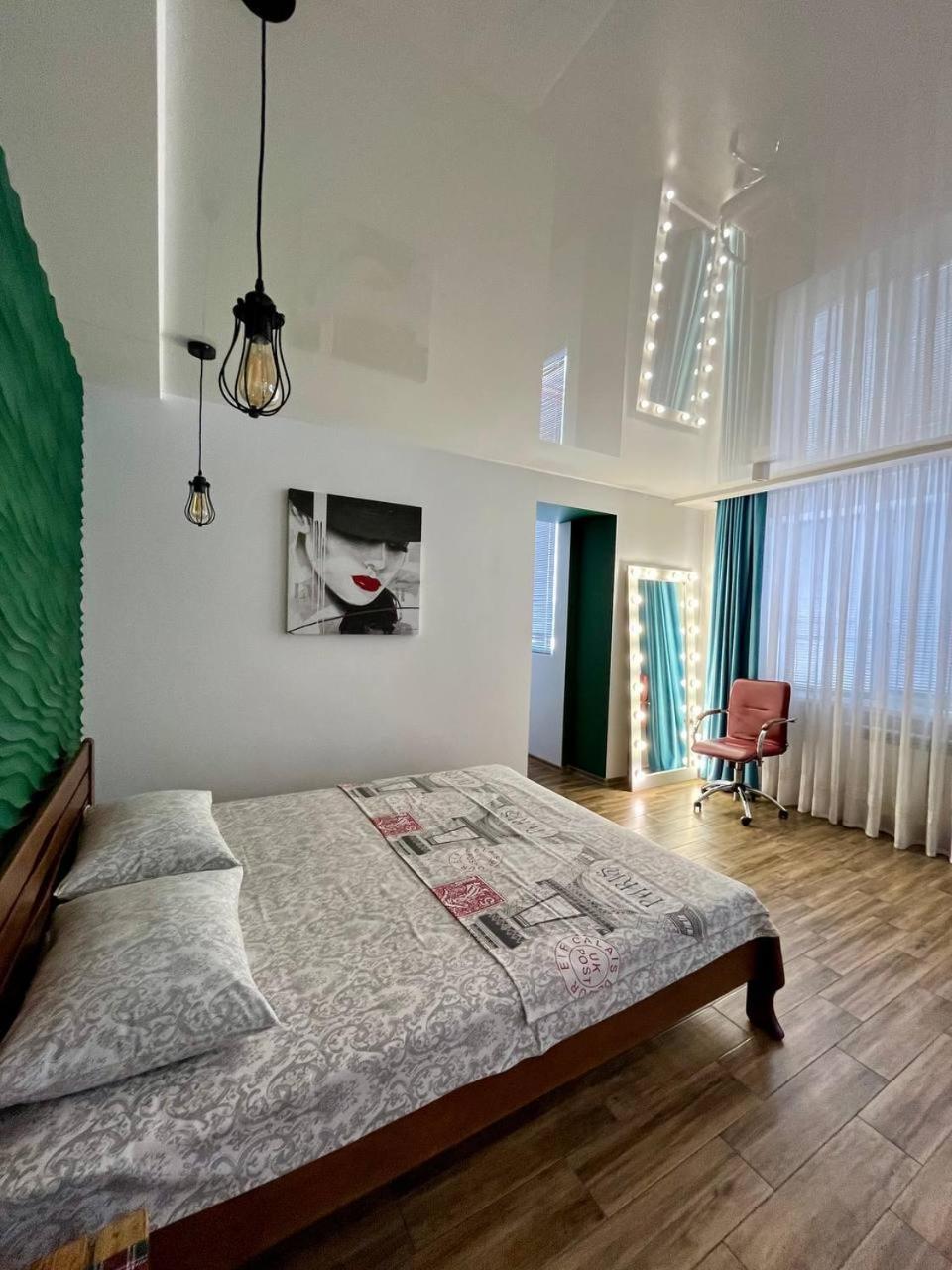 Studio Apartment Center Kremenchuk Ngoại thất bức ảnh